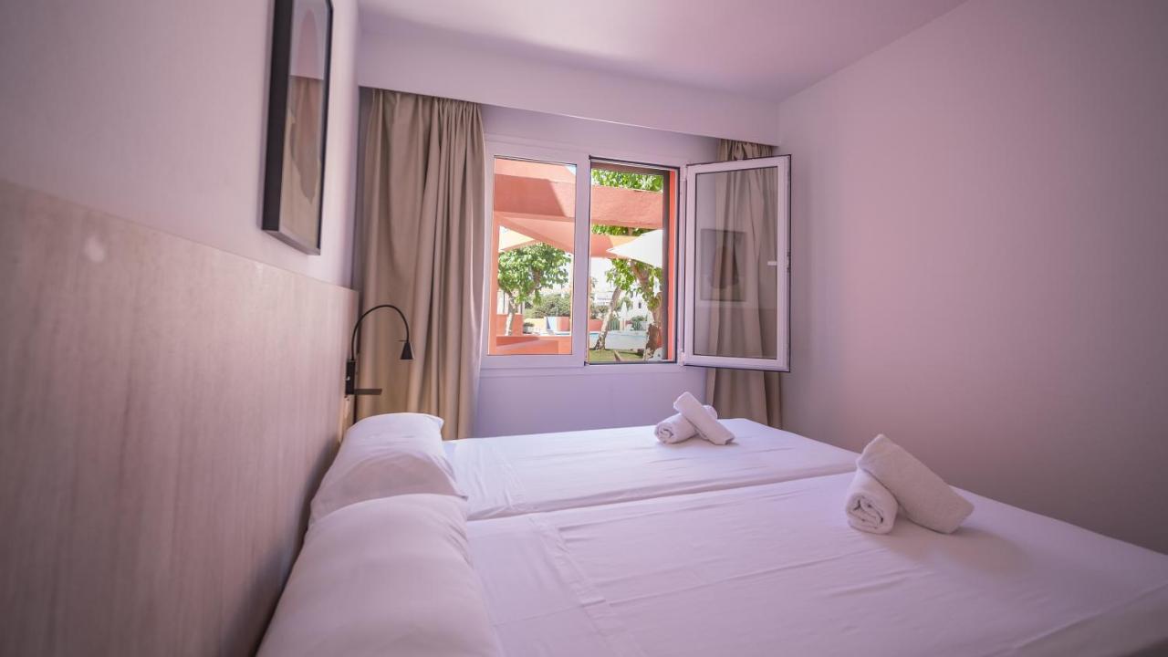 Sant Joan Apartaments - Adults Only Cala'N Blanes  Kültér fotó