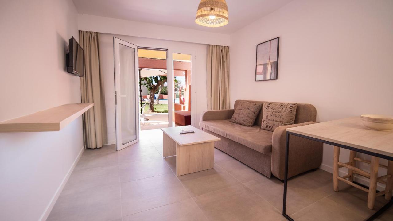 Sant Joan Apartaments - Adults Only Cala'N Blanes  Kültér fotó